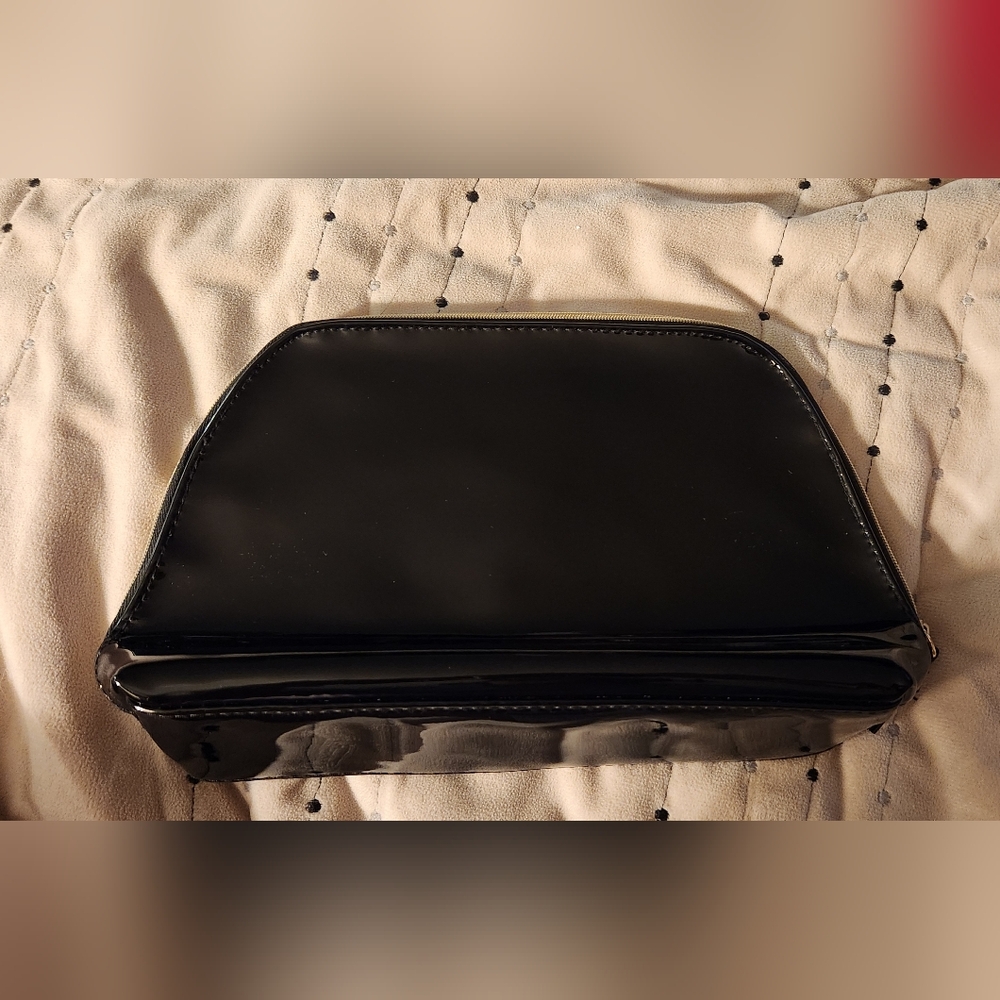Jimmy Choo Glossy Black Parfums Pouch - Picture 2 of 4